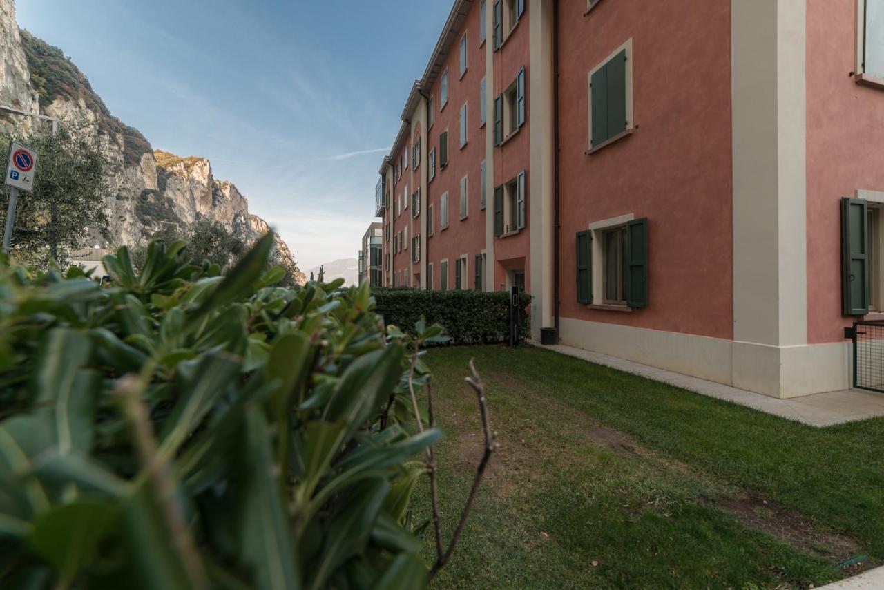 Dv Garda Suite Campione del Garda Extérieur photo